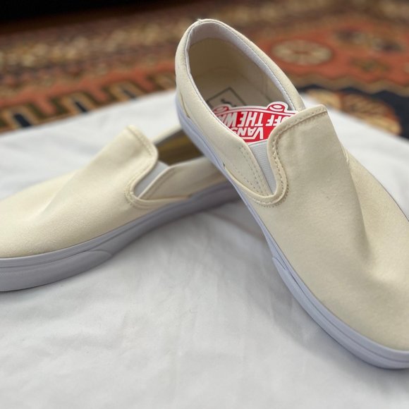 Vans Shoes - NWT Vans Classic Slip On Cream Colored Women Size 9